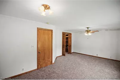 4647 Cooper Road, Lowellville, OH 44436 - Photo 14