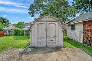 535 Brittain Rd, Akron, OH 44305 - Photo 40