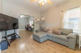 1364 W 58th St, Loveland, OH 44102 - Photo 4