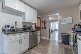 1364 W 58th St, Loveland, OH 44102 - Photo 22