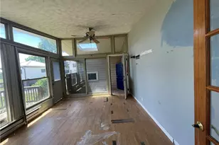 878 Bantam Ridge Rd, Steubenville, OH 43953 - Photo 8