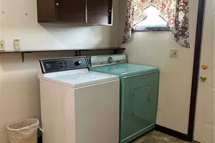 433 Park Ave, Cadiz, OH 43907 - Photo 16