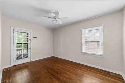 19619 Winslow Road, Huber Heights, OH 44122 - Photo 12