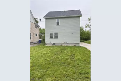 3464 E 147th Street, Loveland, OH 44120 - Photo 2