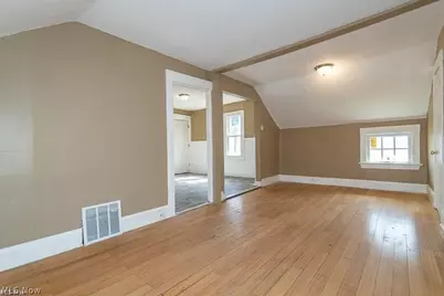 3439 W 65th Street, Loveland, OH 44102 - Photo 8