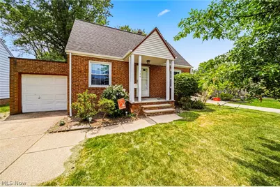 134 E 293rd Street, Willowick, OH 44095 - Photo 1