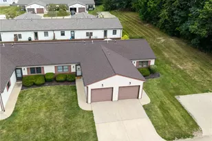 128 Royal Crest Dr, Seville, OH 44273 - Photo 2