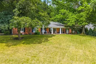3189 Dunbarton Ave NW, Canton, OH 44708 - Photo 2