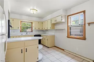 351 Hoover Ave, Akron, OH 44312 - Photo 18