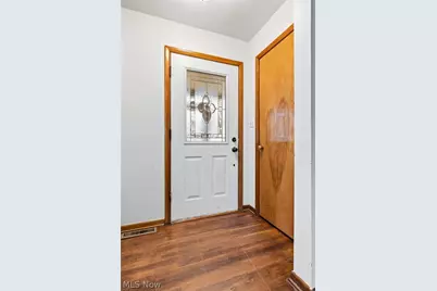 351 Hoover Avenue, Akron, OH 44312 - Photo 10