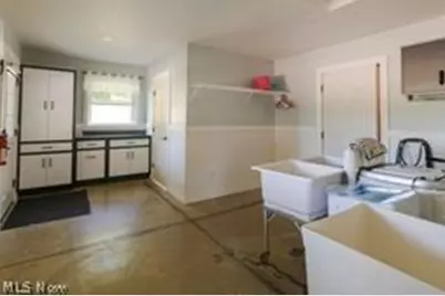 13862 Lawnfield Street SW, Beach City, OH 44608 - Photo 12