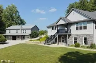 13862 Lawnfield St SW, Beach City, OH 44608 - Photo 4