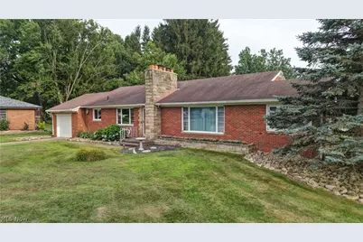 3122 Sweitzer Street NW, Uniontown, OH 44685 - Photo 2