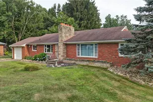3122 Sweitzer St NW, Uniontown, OH 44685 - Photo 2