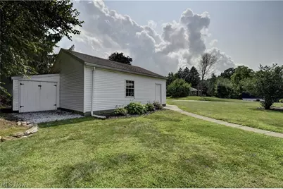 3122 Sweitzer Street NW, Uniontown, OH 44685 - Photo 32