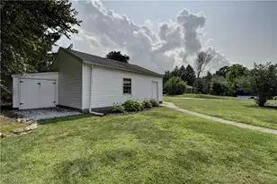3122 Sweitzer St NW, Uniontown, OH 44685 - Photo 32