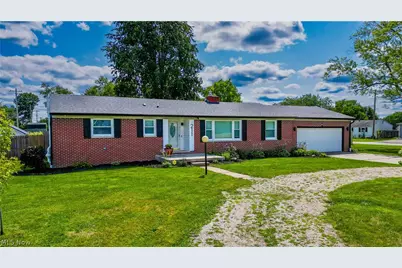 211 Fairview Avenue, Baltimore, OH 43105 - Photo 1