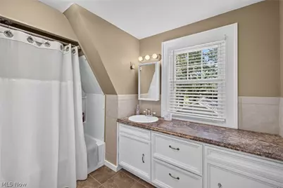 8485 Forestview Avenue, Mentor, OH 44060 - Photo 18