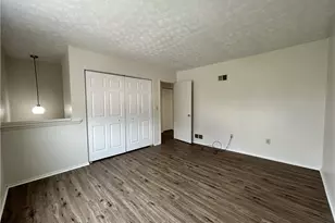 123 Orchard Dr, St Clairsville, OH 43950 - Photo 4