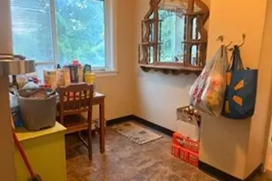 651 Kling St, Akron, OH 44311 - Photo 2