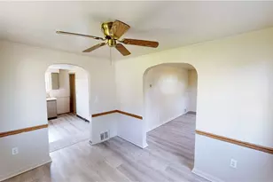 34 W Lewis St, Struthers, OH 44471 - Photo 8