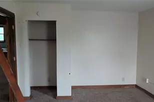 581 Allyn St, Akron, OH 44311 - Photo 8