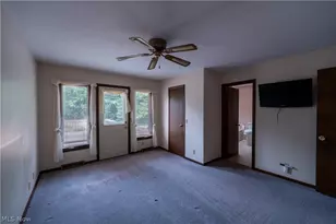 29451 Sayle Dr, Willoughby Hills, OH 44092 - Photo 14