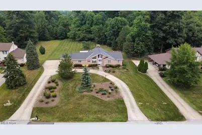 29451 Sayle Drive, Willoughby Hills, OH 44092 - Photo 32