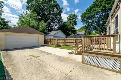 10709 Saint Mark Avenue, Loveland, OH 44111 - Photo 28