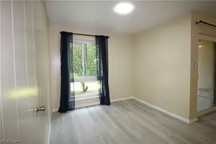 6270 Greenwood, Sagamore Hills, OH 44067 - Photo 4