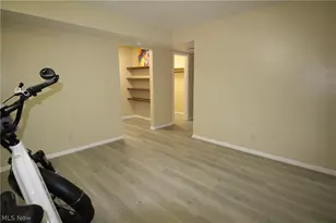 6270 Greenwood, Sagamore Hills, OH 44067 - Photo 6