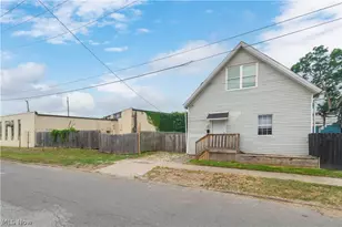 3208 E 66th St, Loveland, OH 44127 - Photo 4