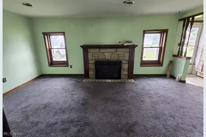 375 Bon Air Avenue, Elyria, OH 44035 - Photo 2