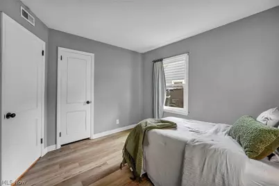 377 Morrison Avenue, Cuyahoga Falls, OH 44221 - Photo 24