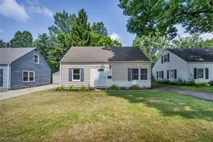 377 Morrison Ave, Cuyahoga Falls, OH 44221 - Photo 2