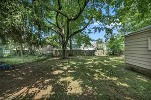 377 Morrison Ave, Cuyahoga Falls, OH 44221 - Photo 32
