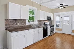 1418 Hocking Rd, Belpre, OH 45714 - Photo 10