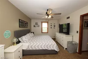 145 N 24th St, Weirton, WV 26062 - Photo 14