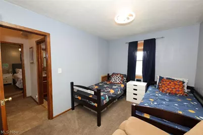 145 N 24th Street, Weirton, WV 26062 - Photo 16