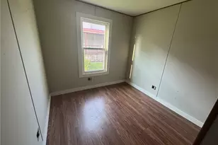 145 Maple St, Newport, OH 45768 - Photo 8