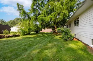 1012 Ashwood Dr, Wooster, OH 44691 - Photo 2