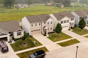 147 Springvale Dr, Amherst, OH 44001 - Photo 6