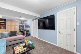 147 Springvale Dr, Amherst, OH 44001 - Photo 34