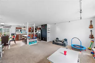 147 Springvale Dr, Amherst, OH 44001 - Photo 8