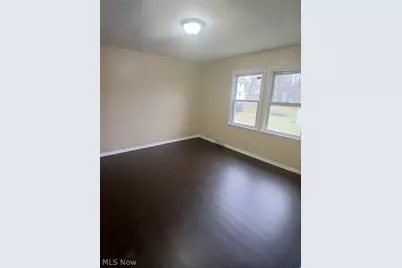 21 Zents Avenue, Youngstown, OH 44505 - Photo 12