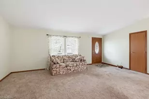 3295 Waterside Dr, Akron, OH 44319 - Photo 16