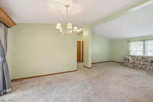 3295 Waterside Dr, Akron, OH 44319 - Photo 22