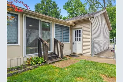 3295 Waterside Drive, Akron, OH 44319 - Photo 6