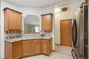 3295 Waterside Dr, Akron, OH 44319 - Photo 14
