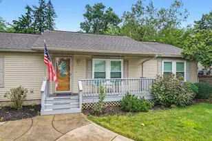 3295 Waterside Dr, Akron, OH 44319 - Photo 2